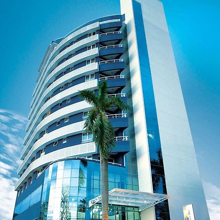 לונדרינה Golden Blue Hotel מראה חיצוני תמונה