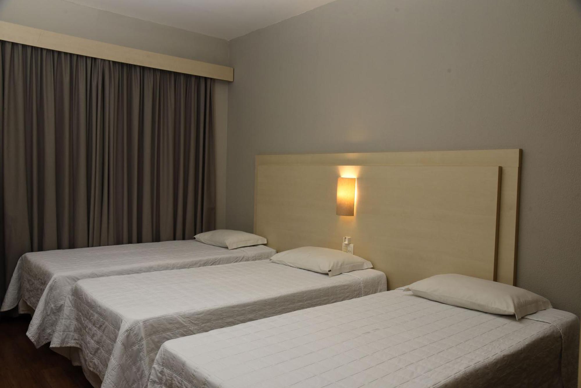 לונדרינה Golden Blue Hotel חדר תמונה