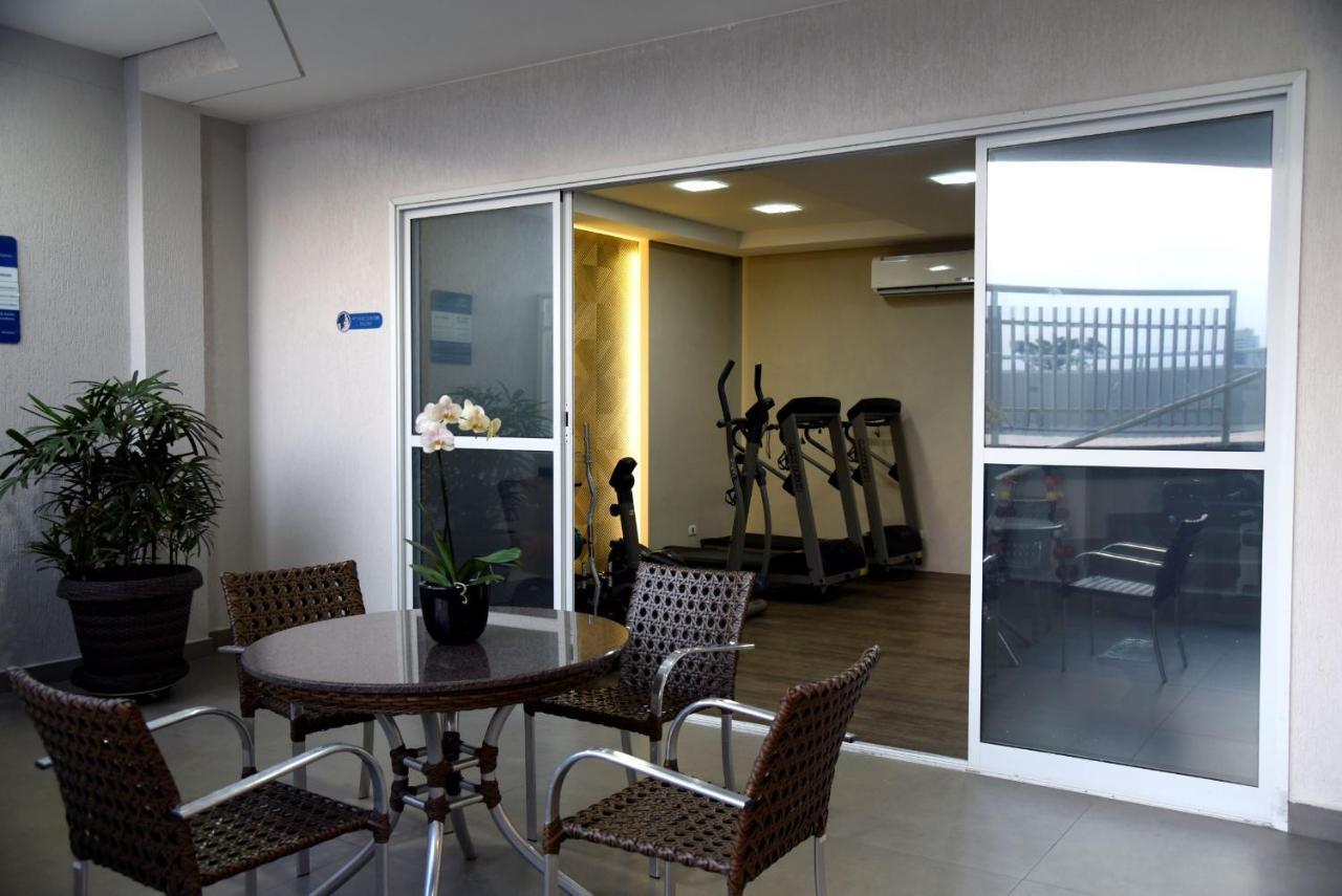 לונדרינה Golden Blue Hotel מראה חיצוני תמונה